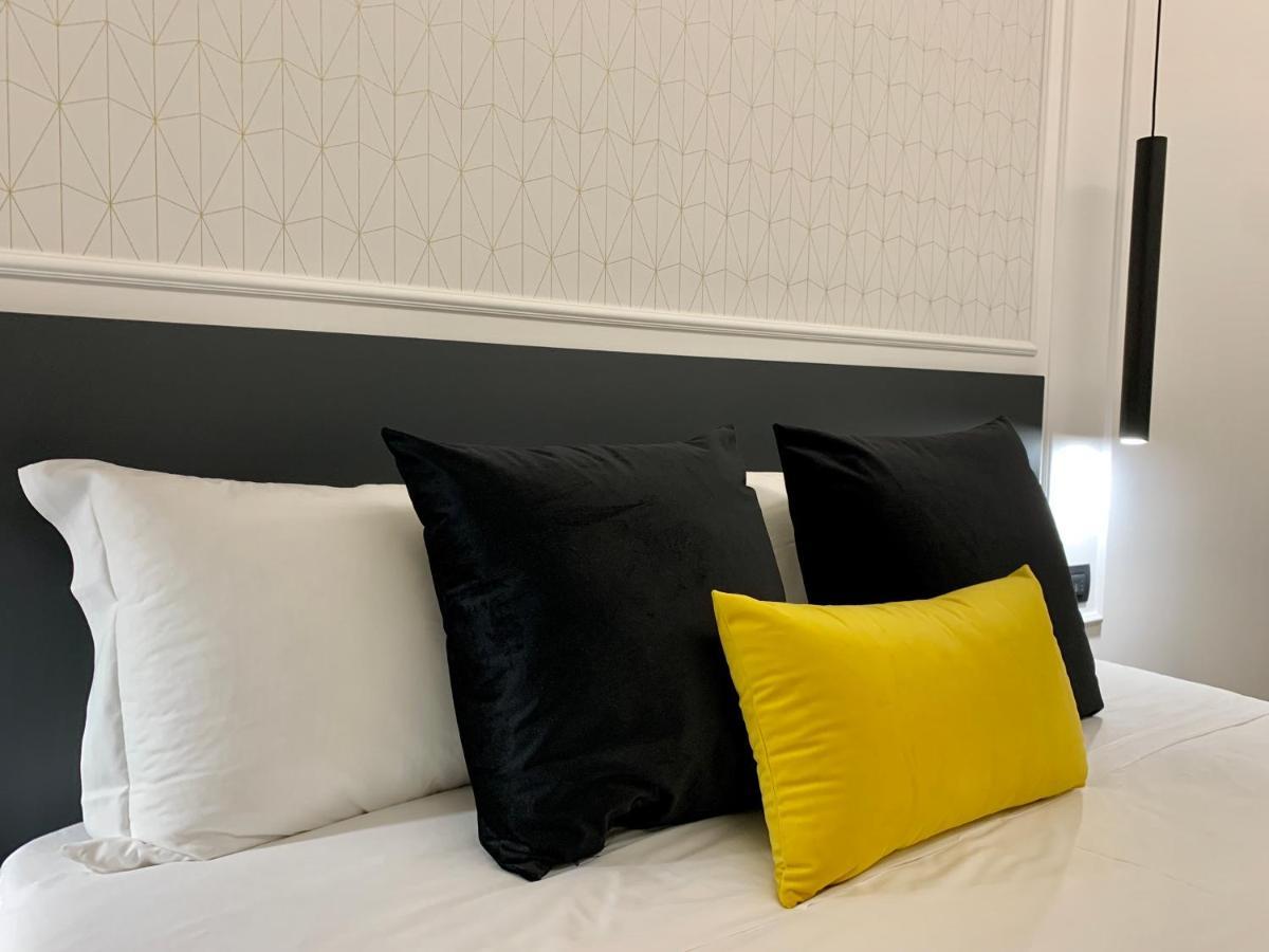 Toledo Boutique Rooms Naples Luaran gambar