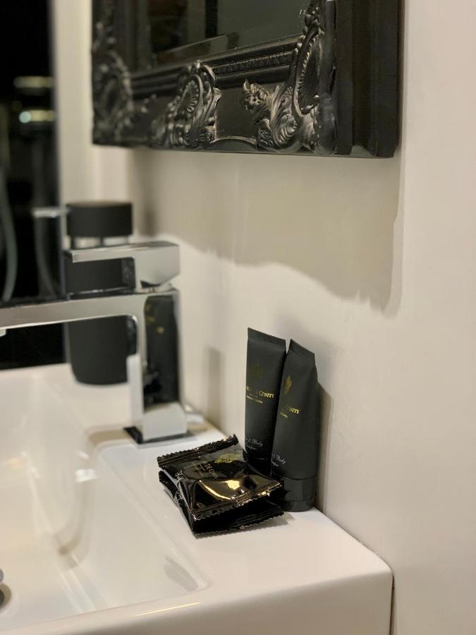 Toledo Boutique Rooms Naples Luaran gambar