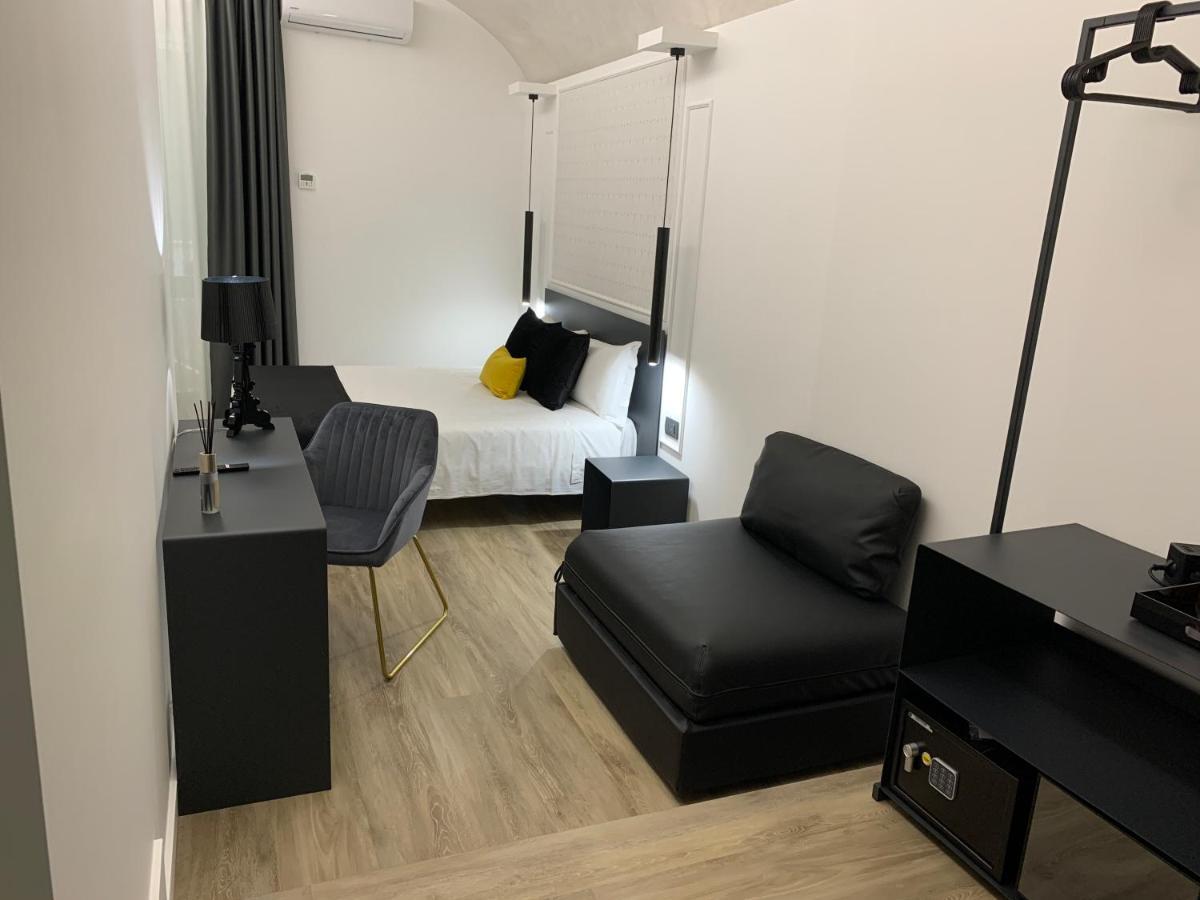 Toledo Boutique Rooms Naples Luaran gambar
