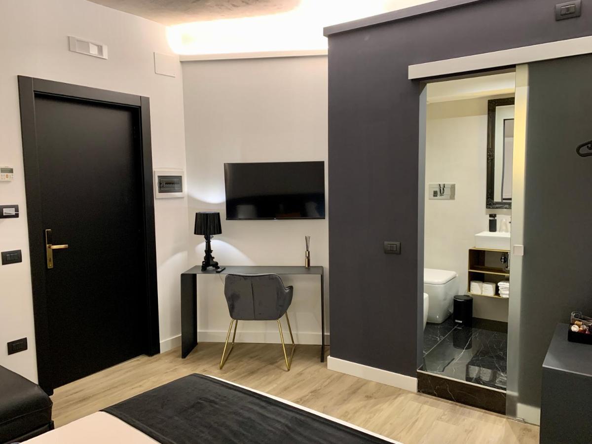 Toledo Boutique Rooms Naples Luaran gambar