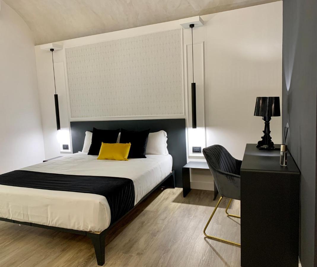 Toledo Boutique Rooms Naples Luaran gambar