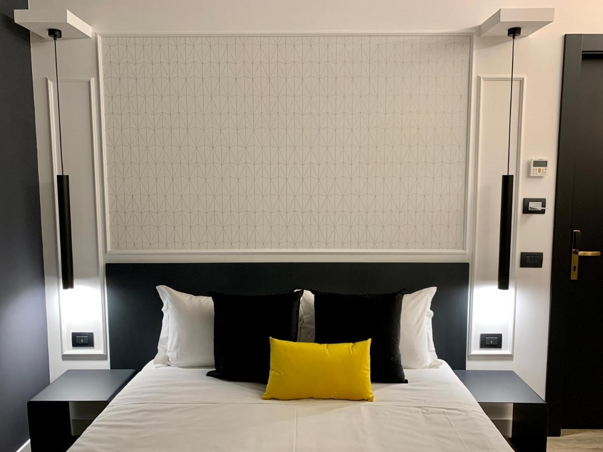 Toledo Boutique Rooms Naples Luaran gambar