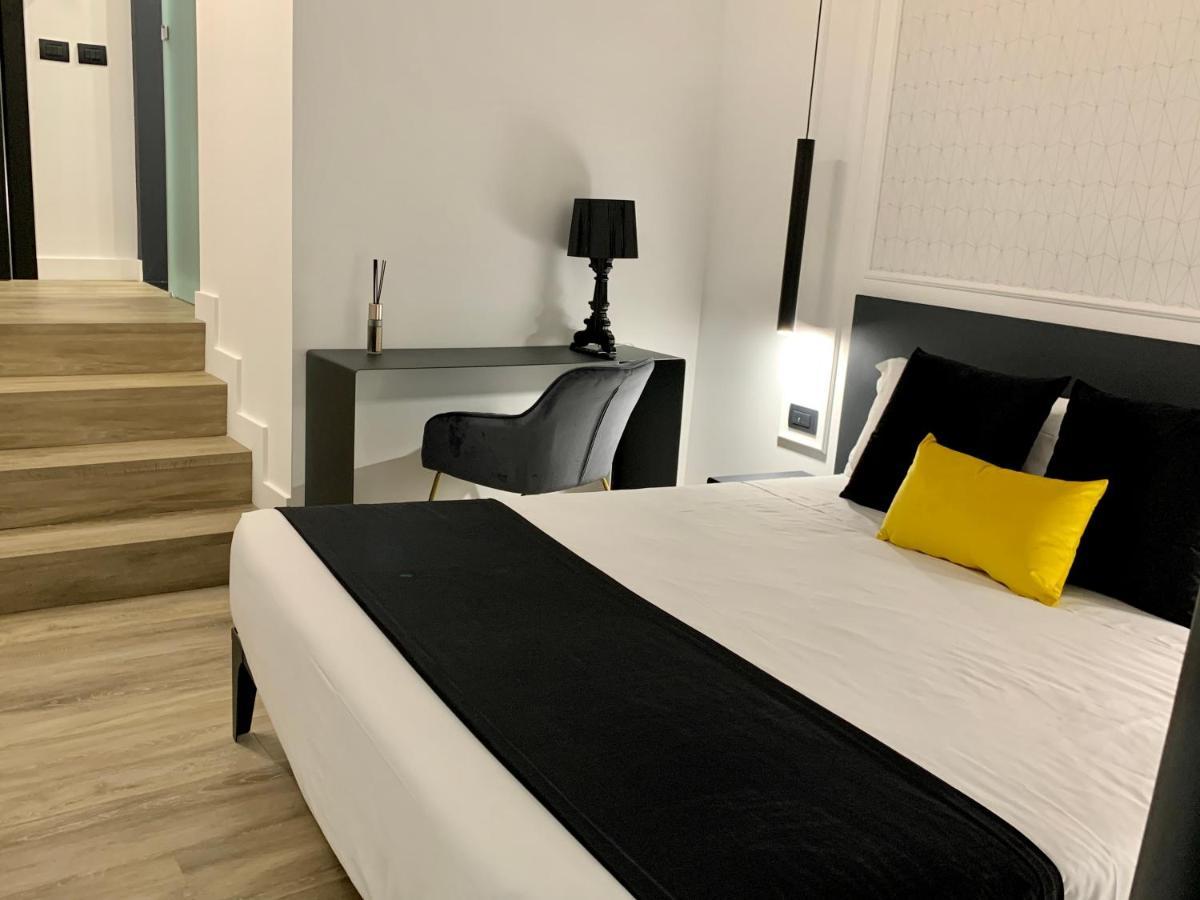 Toledo Boutique Rooms Naples Luaran gambar
