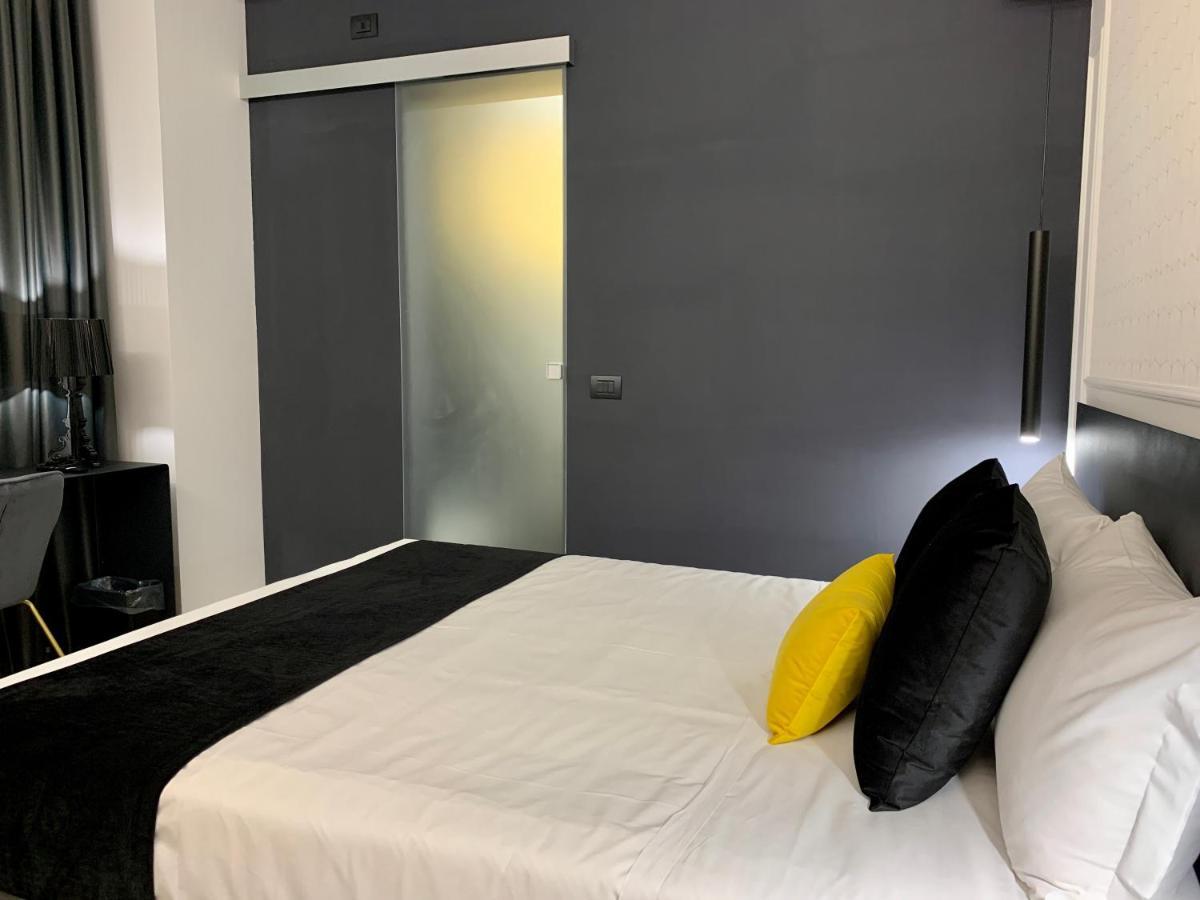 Toledo Boutique Rooms Naples Luaran gambar